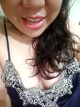 Julyy08 online show from 11, 5, 2026