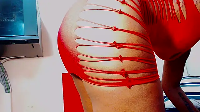 Snapshot of FreakyScarlet00 chatting on 7, 11, 2025 FreakyScarlet00 online show from 7, 11, 2025