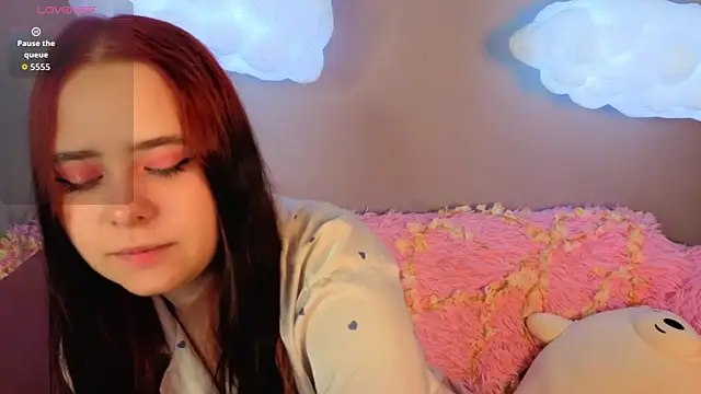Snapshot of Alis_Platt chatting on 11, 5, 2026 Alis Platt online show from 11, 5, 2026