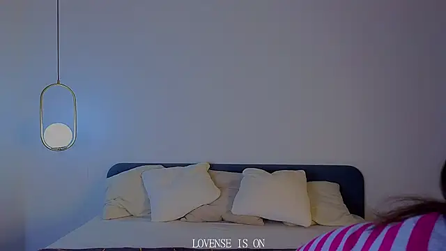 BritniBers online show from 21, 11, 2025