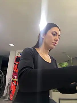 Snapshot of Isabellaa_Palacios chatting on 16, 6, 2026 Isabellaa Palacios online show from 16, 6, 2026