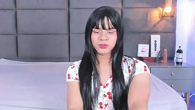 Slenna Moon online show from 15, 9, 2025