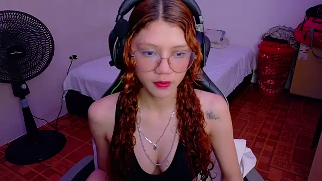 Birdie 0 online show from 25, 9, 2025