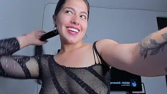 Snapshot of tianastone_ chatting on 1, 2, 2026 tianastone online show from 1, 2, 2026