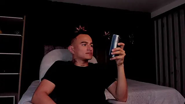 Snapshot of LiamDeep chatting on 5, 5, 2026 LiamDeep online show from 5, 5, 2026