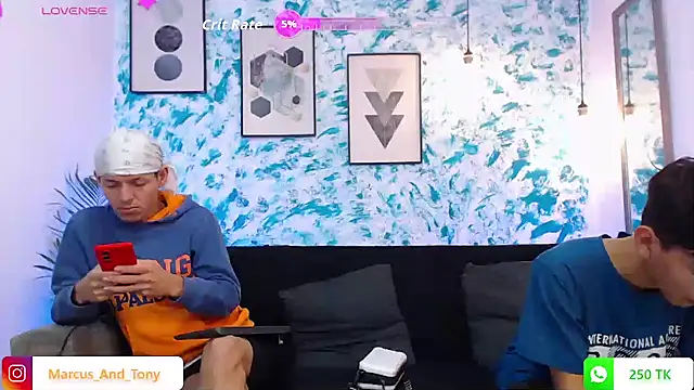 Snapshot of Marcus_and_Tony chatting on 28, 9, 2025 Marcus and Tony online show from 28, 9, 2025