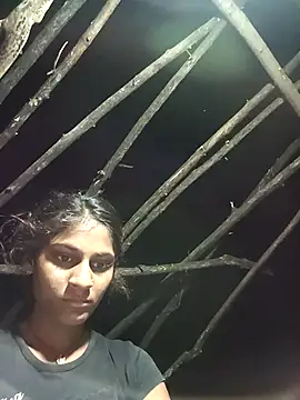 Snapshot of Jyoti_thakurr chatting on 8, 9, 2025 Jyoti thakurr online show from 8, 9, 2025