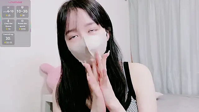 Snapshot of Anne_Anne_chan chatting on 9, 10, 2025 Anne Anne chan online show from 9, 10, 2025