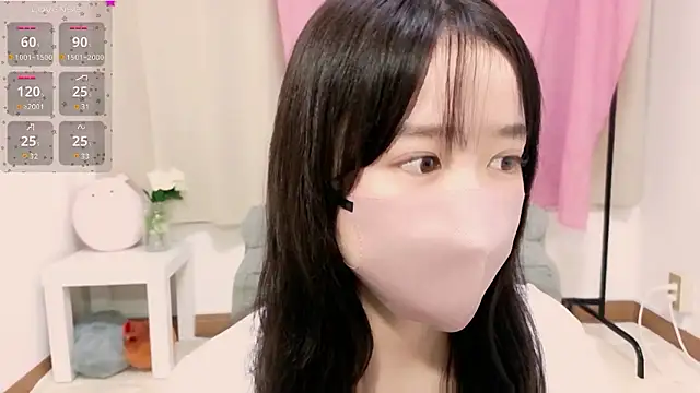 Snapshot of Anne_Anne_chan chatting on 18, 10, 2025 Anne Anne chan online show from 18, 10, 2025