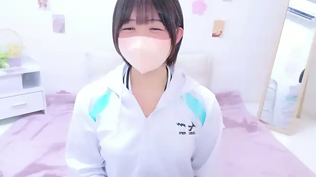Hinata Sun online show from 18, 5, 2026