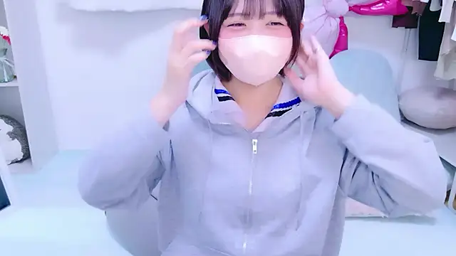 Hinata Sun online show from 31, 5, 2026