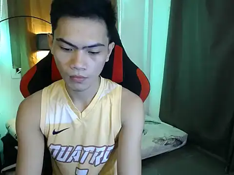Snapshot of alex_cummer chatting on 11, 7, 2026 alex cummer online show from 11, 7, 2026