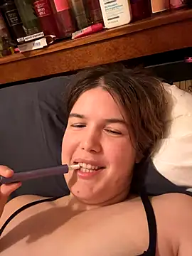 IssadoraaPink online show from 2, 10, 2025