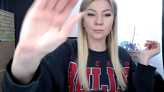 ParadiseAlina online show from 29, 3, 2026