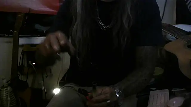 Snapshot of crassanova chatting on 1, 5, 2026 crassanova online show from 1, 5, 2026