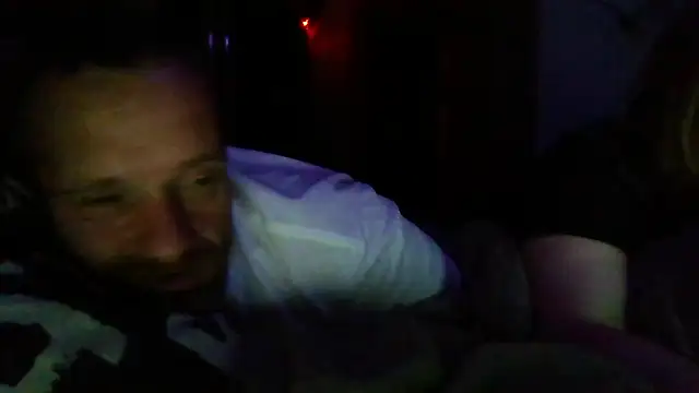 Cum515088 online show from 19, 4, 2026