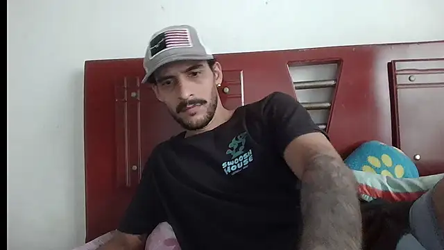 Snapshot of mochakkdj chatting on 14, 10, 2025 mochakkdj online show from 14, 10, 2025