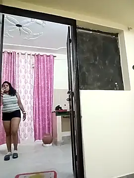 Shikha-mehra7 online show from 2, 11, 2025