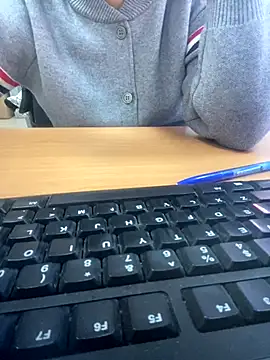 Snapshot of ThuPhuong-Tr chatting on 22, 11, 2025 ThuPhuong-Tr online show from 22, 11, 2025