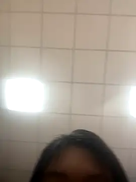 Snapshot of ThuPhuong-Tr chatting on 25, 11, 2025 ThuPhuong-Tr online show from 25, 11, 2025