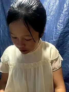 Snapshot of O_o_UwU_o_O chatting on 29, 9, 2025 O o UwU o O online show from 29, 9, 2025