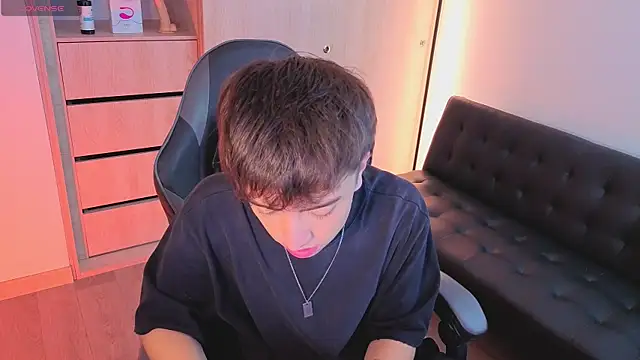 onlinenico online show from 4, 11, 2025