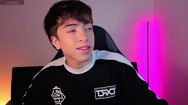 onlinenico online show from 1, 12, 2025