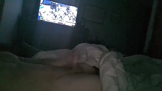 Snapshot of sexybigdick04 chatting on 22, 12, 2025 sexybigdick04 online show from 22, 12, 2025