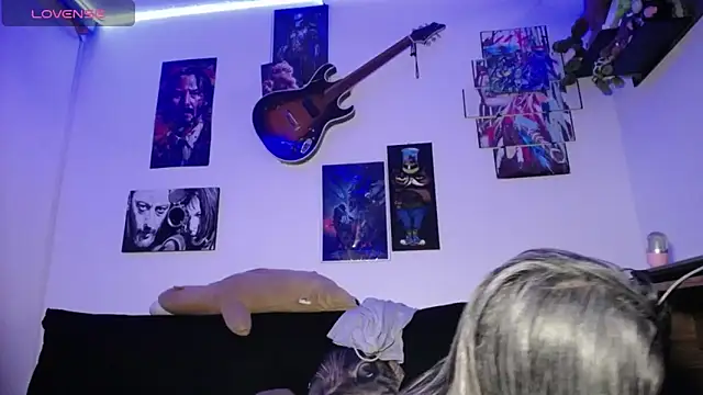 moonligth18 online show from 3, 11, 2025