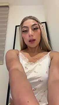 Snapshot of Tessa__Winslow chatting on 26, 3, 2026 Tessa Winslow online show from 26, 3, 2026