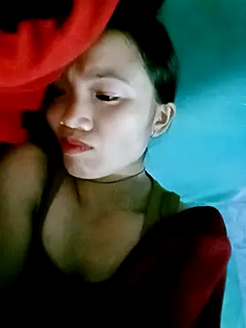 ngan-cute online show from 1, 11, 2025