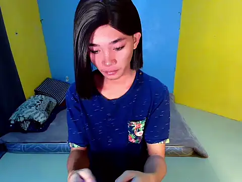 Snapshot of Petite_HugeCock chatting on 20, 4, 2026 Petite HugeCock online show from 20, 4, 2026