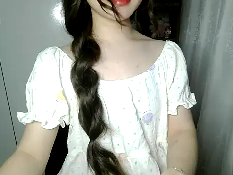 Snapshot of Annabelle-e chatting on 20, 5, 2026 Annabelle-e online show from 20, 5, 2026