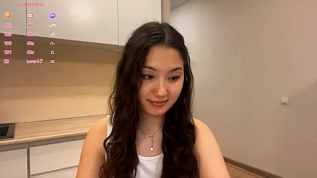 Snapshot of Sakuravice chatting on 15, 12, 2025 Sakuravice online show from 15, 12, 2025