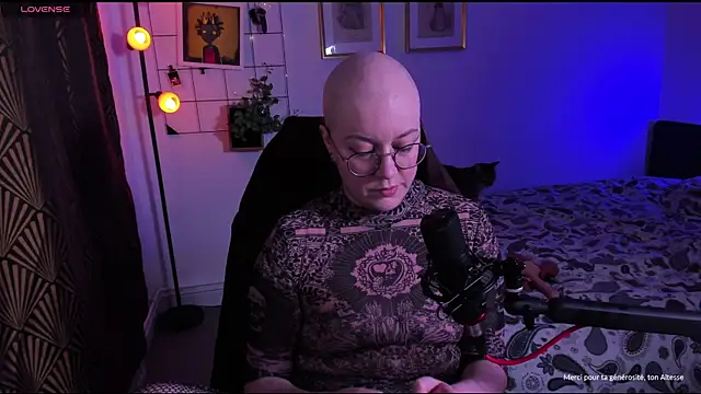 Snapshot of MossPrince chatting on 7, 11, 2025 MossPrince online show from 7, 11, 2025