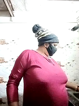 Rakhi sawant143 online show from 7, 1, 2026