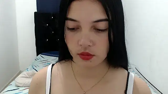 Snapshot of celeste_veryhot chatting on 10, 9, 2025 celeste veryhot online show from 10, 9, 2025