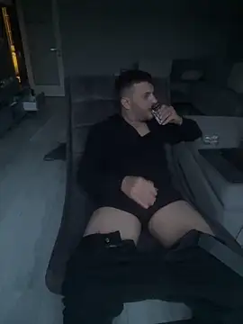 denizdeniz28 online show from 16, 4, 2026