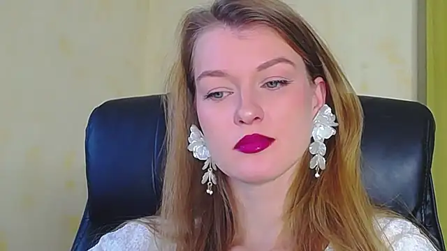 MysticVenus  online show from 18, 12, 2025