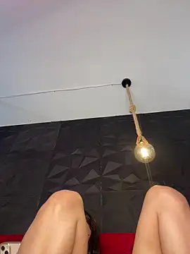 Juanita-Diaz online show from 3, 12, 2025