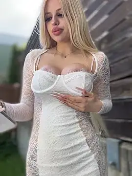 Snapshot of Steffi_Snowbunny chatting on 3, 5, 2026 Steffi Snowbunny online show from 3, 5, 2026
