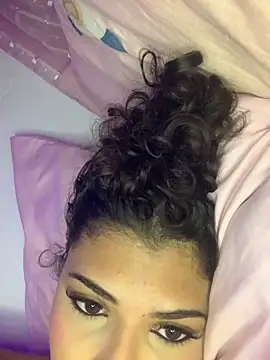 luluzinhax online show from 24, 2, 2026