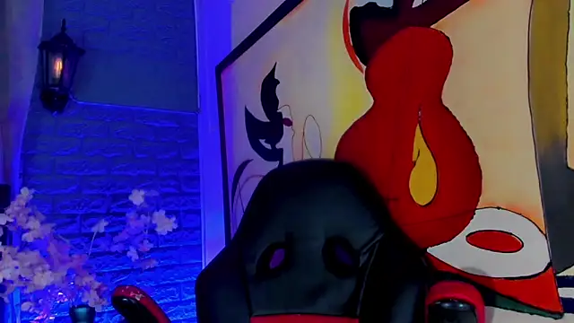 Snapshot of Cristal_Villael chatting on 20, 12, 2025 Cristal Villael online show from 20, 12, 2025