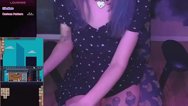 mmmminaDarling online show from 1, 3, 2026