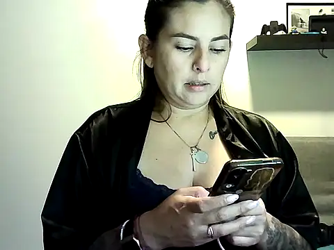 Snapshot of Valery__Rouse_ chatting on 25, 5, 2026 Valery Rouse online show from 25, 5, 2026
