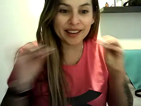 Snapshot of Valery__Rouse_ chatting on 15, 7, 2026 Valery Rouse online show from 15, 7, 2026