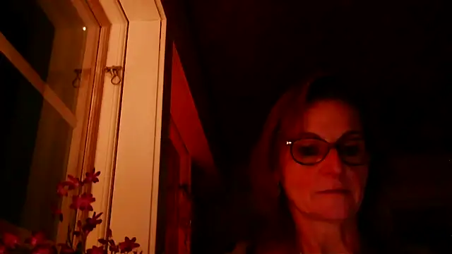 Snapshot of Valinella chatting on 4, 2, 2026 Valinella online show from 4, 2, 2026