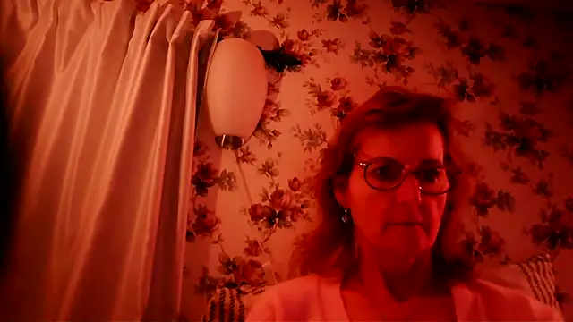 Snapshot of Valinella chatting on 28, 2, 2026 Valinella online show from 28, 2, 2026