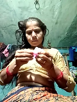 Snapshot of Hot_era chatting on 1, 11, 2025 Hot era online show from 1, 11, 2025