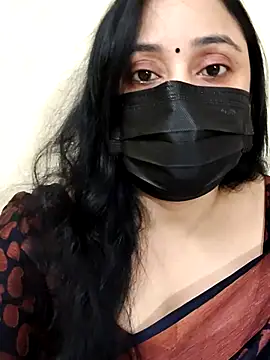 Monica cams online show from 4, 3, 2026